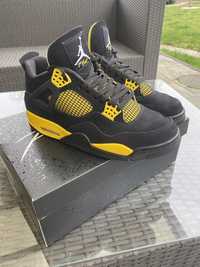 Jordan 4 Thunder