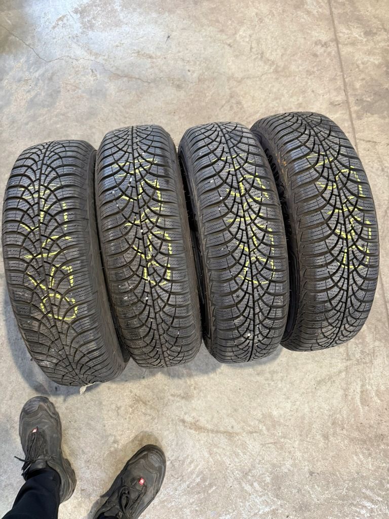 Goodyear ultragrip 9+ 165/70/14