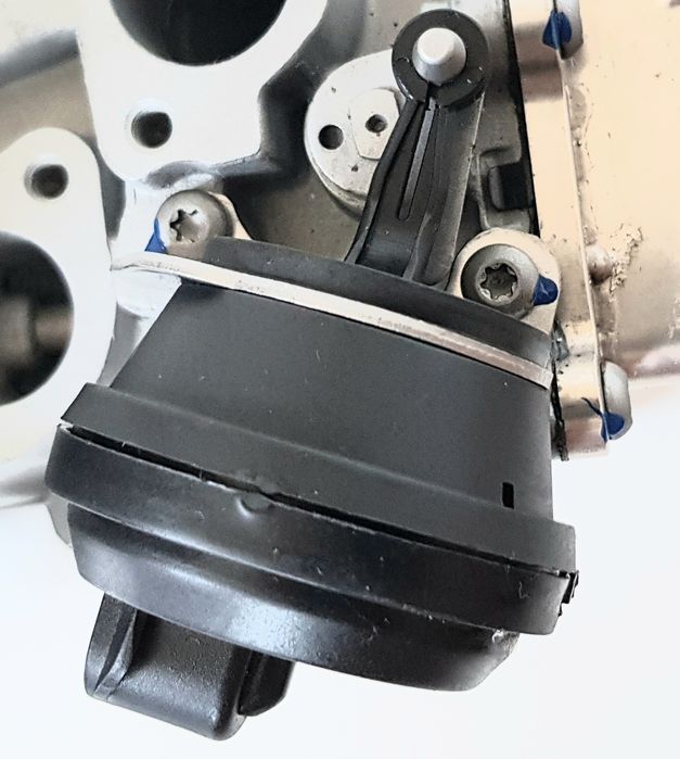 Ремонт / Чистка клапана ЄГР EGR VW SKODA AUDI SEAT 1.2 1.6 2.0 TDI