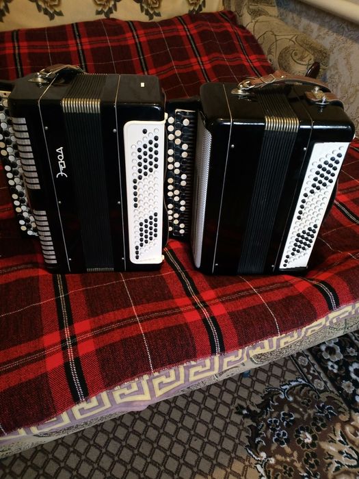 Продам баяны Тульские Мелодия и Этюд
