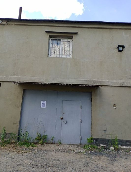 Продаётся Гараж200м2 • 2этажа • Кирпичный • С  отоплением