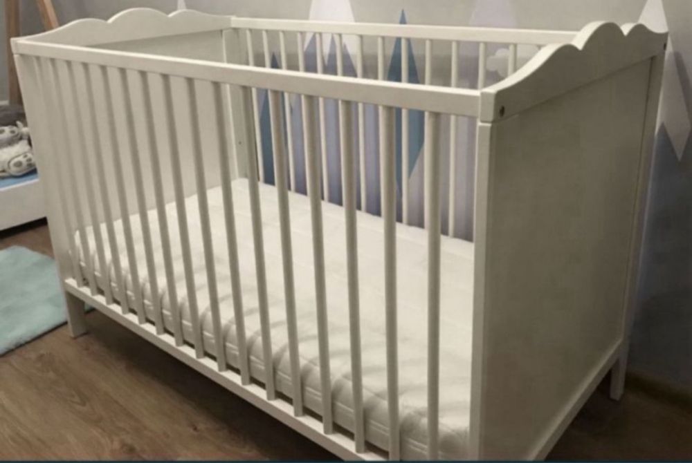 Łóżeczko Ikea + materac Hilding stan bardzo dobry!