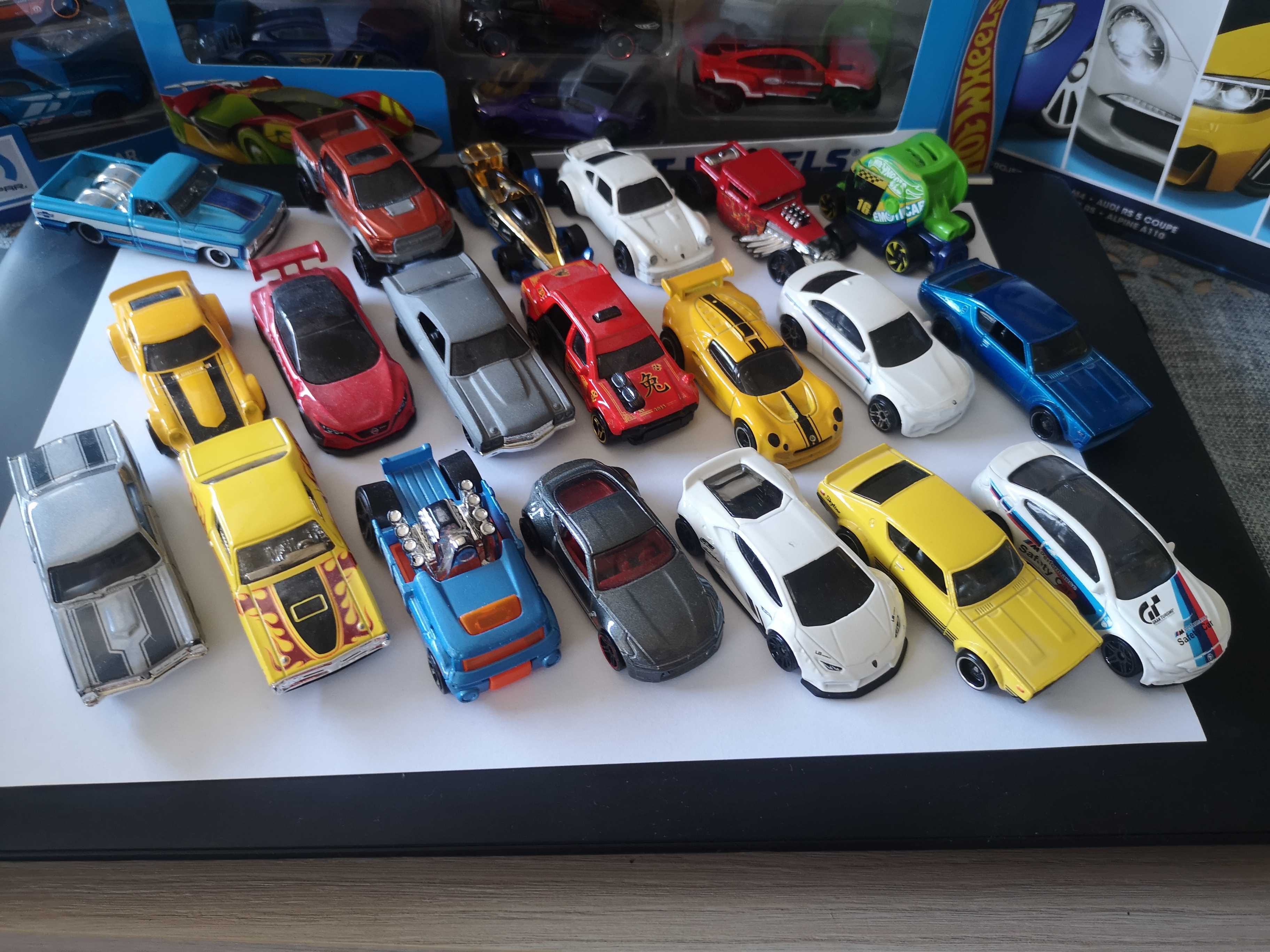 Hot Wheels MIX od 3 ZŁ POLECAM!