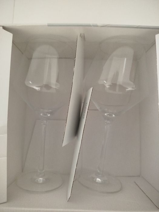 2 copos vinho novos