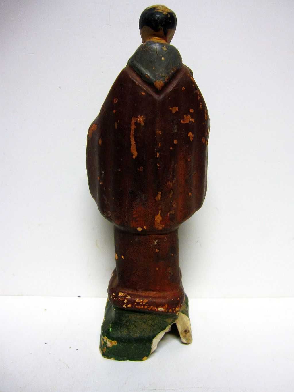 pequenas antigas figuras de Santos em cerâmica policromada