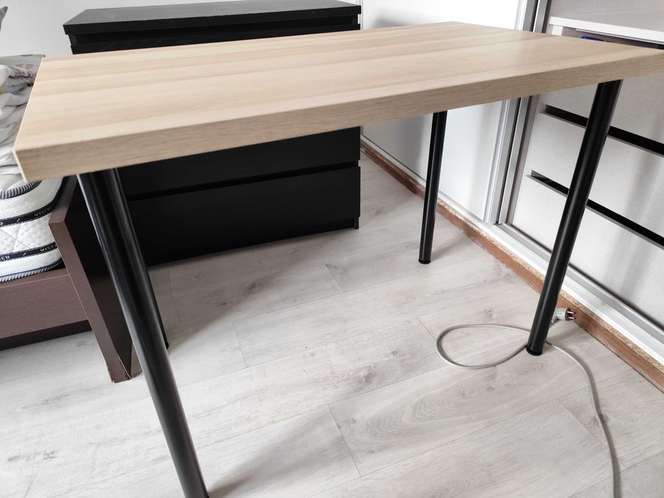 Secretária ikea como nova