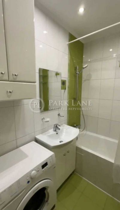 2-к з ремонтом Деміївка метро Голосіївська Деміївська вул. Забіли 5