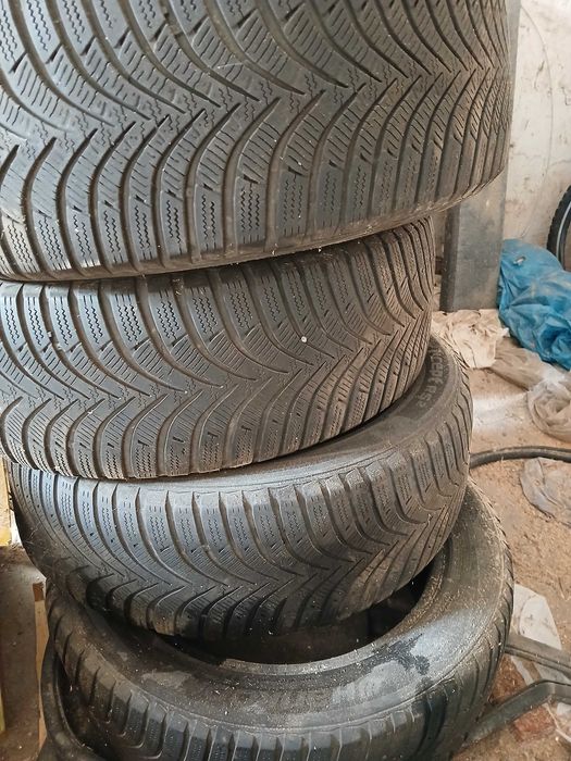 4x Hankook Winter i*cept RS2 205/55/16 komplet opon zimowych