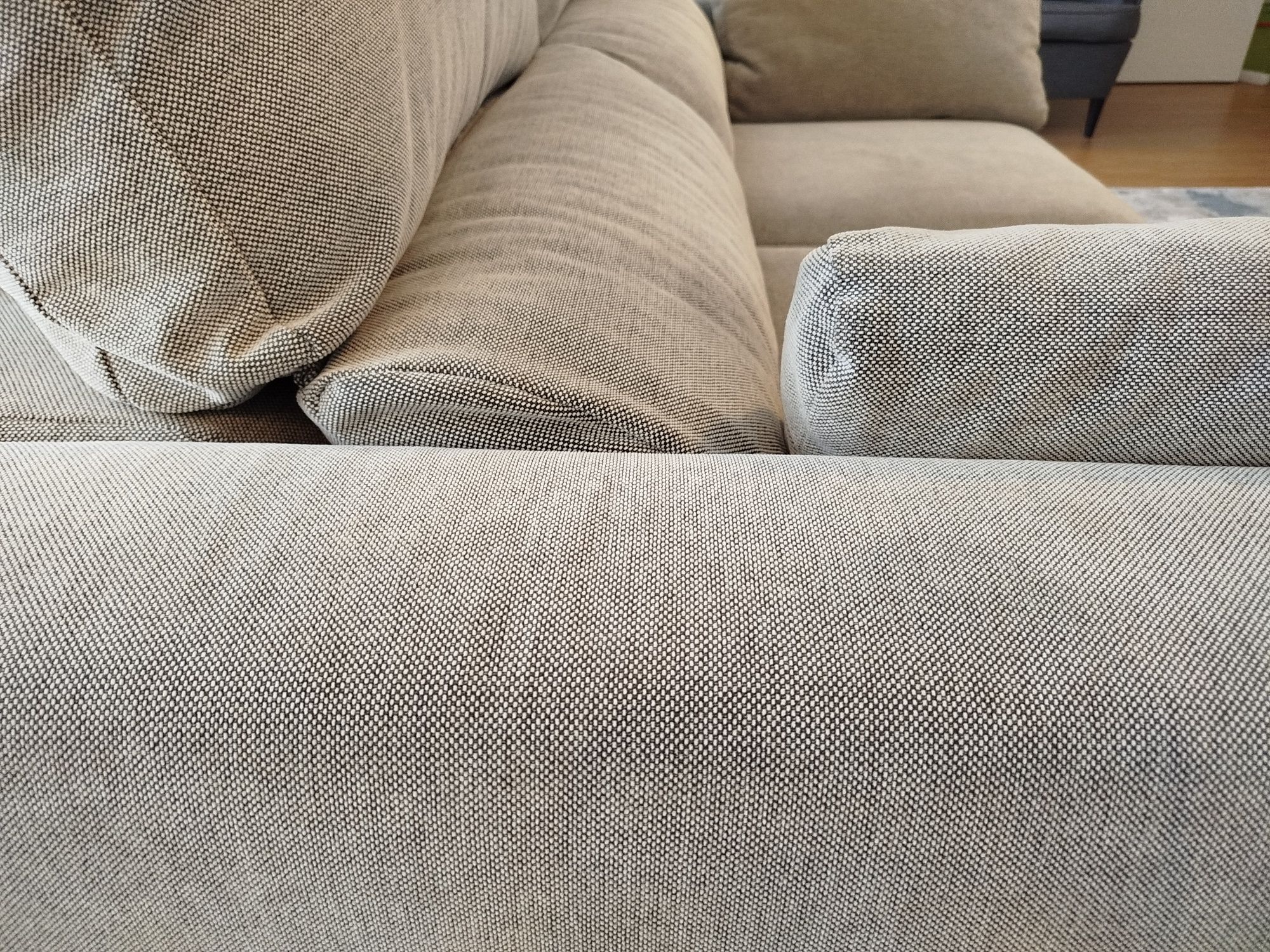 Sofá ikea 2 lugares ESKILSTUNA