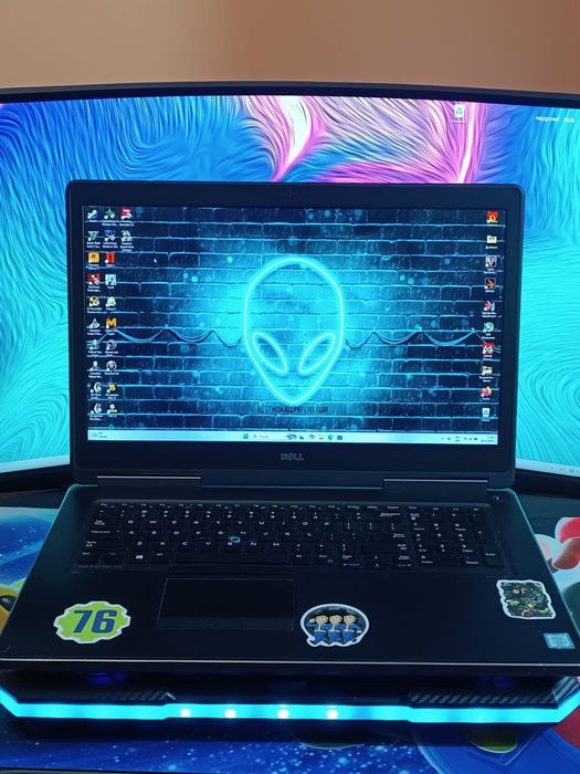 Ігровий ноутбук Dell Precision 7710 / R9 375X / i7 / RAM 16GB+SSD