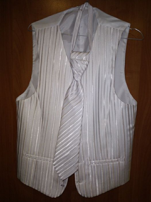 Kamizelka ślubna + musznik