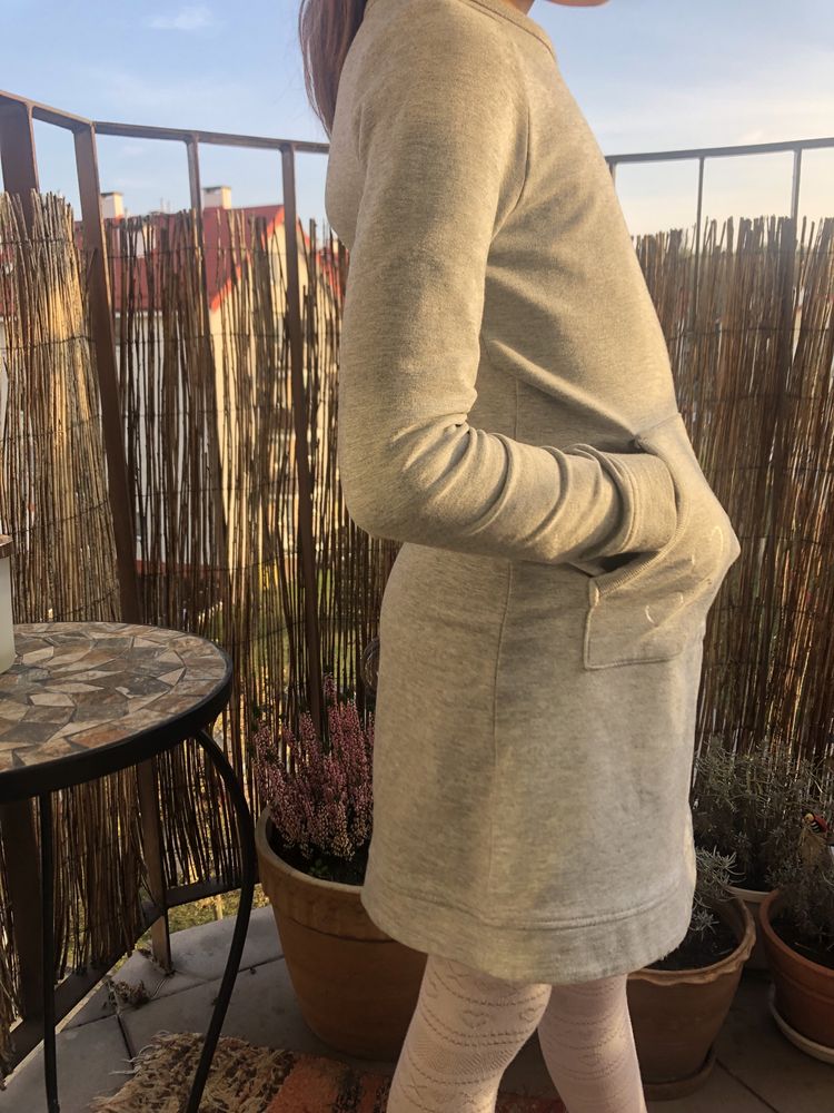 Sukienka w sportowym stylu; 122; Coccodrillo
