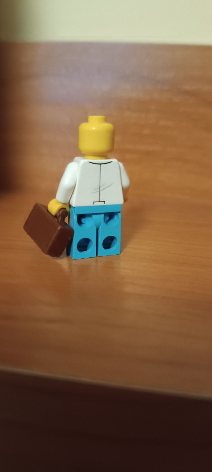 LEGO lekarz walizka figurka