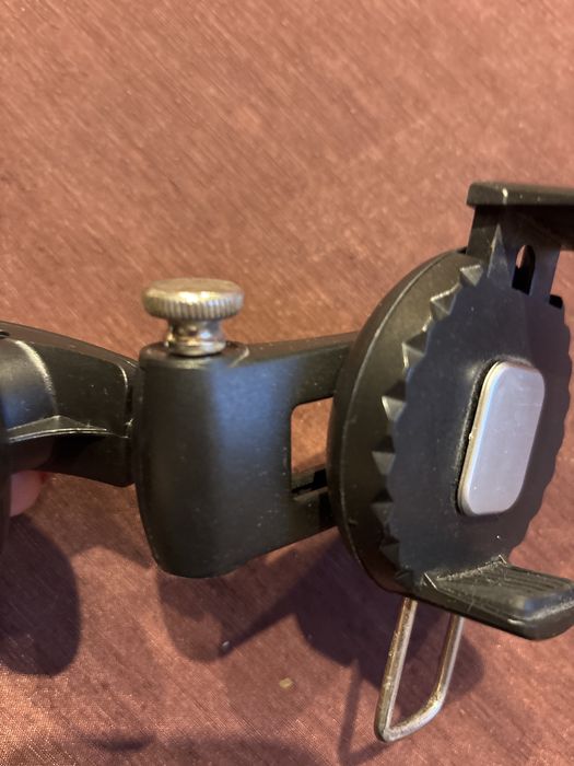 Uniwersalny Uchwyt Samochodowy Na Kokpit Oraz Szybę