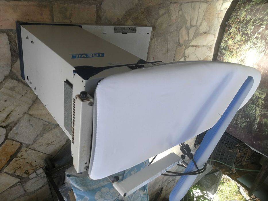 Caldeira profissional com ferro de engomar e tábua