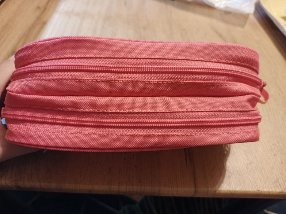 Piórnik adidas dwie przegrody