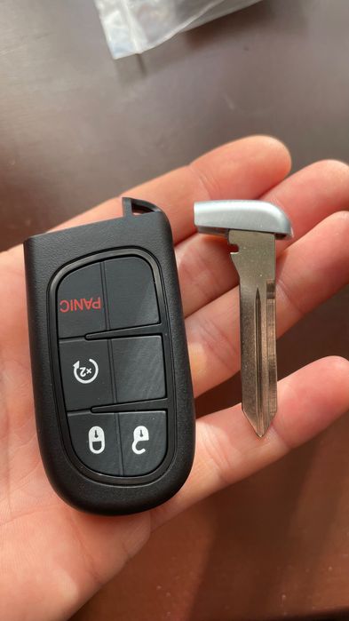 Ключ Jeep Dodge Chrysler KeylessGo 433 МГц 4A чип GQ4-54T