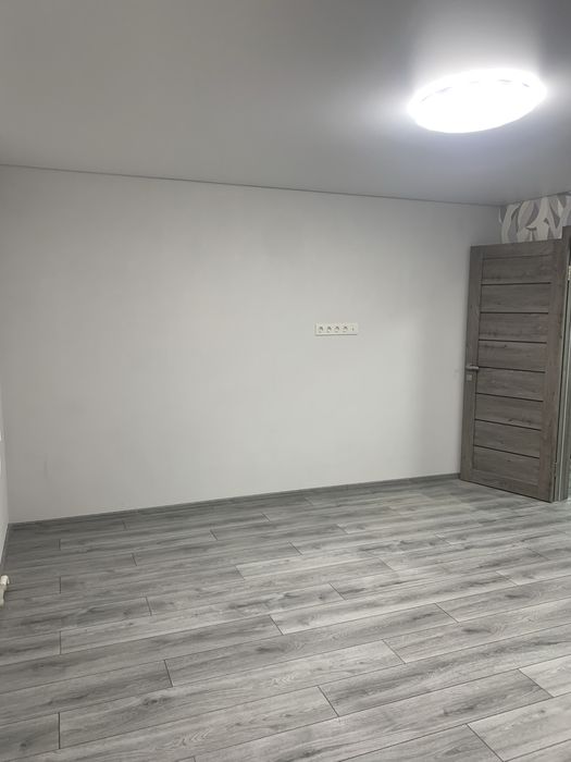 Здам 2 кімнатну квартиру по  вулиці М. Грушевського р - н Глобала