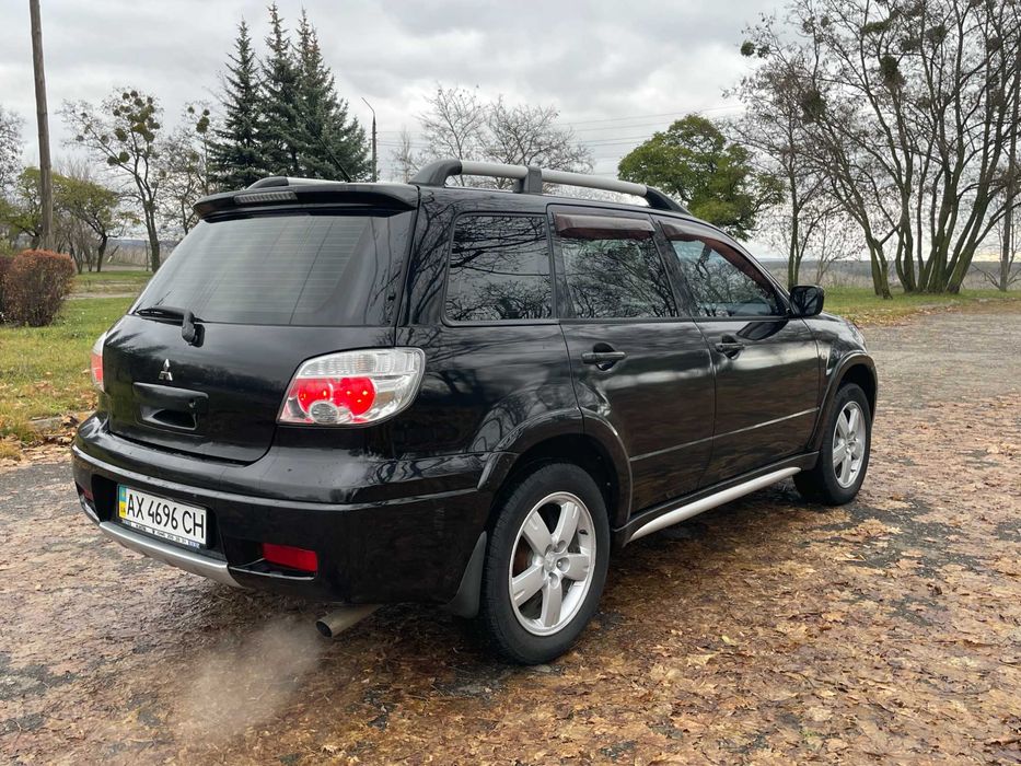 Mitsubishi Outlander 2.4 АКПП 2007 год