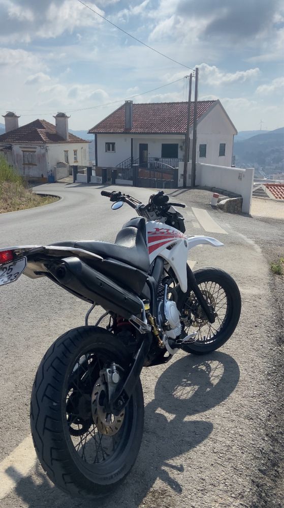 Vendo xt 125x 2008