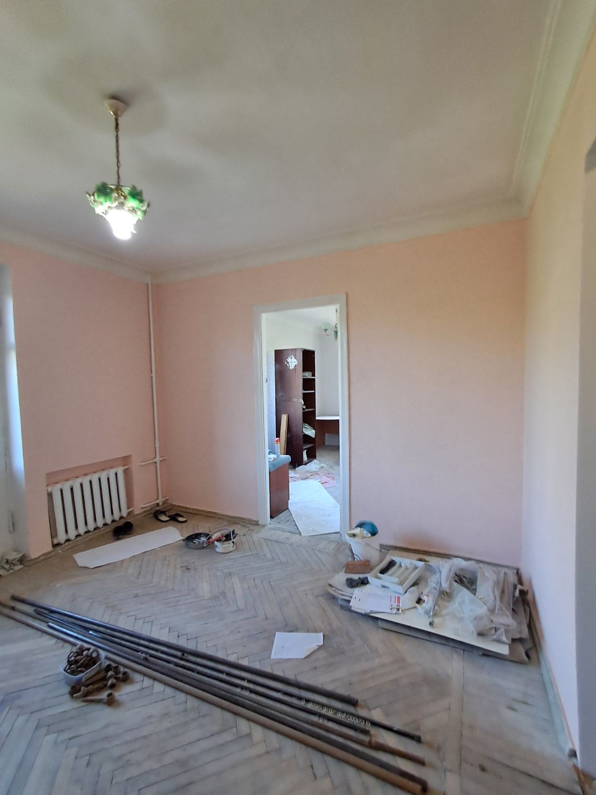 Продаж 3к кв,сталінка вул.Сімферопільська 3/2,Нова Дарниця.ЖД вокзал