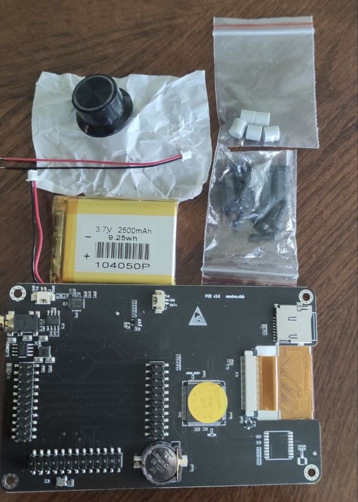 Оригінальна PortaPack H2+ для HackRF One
