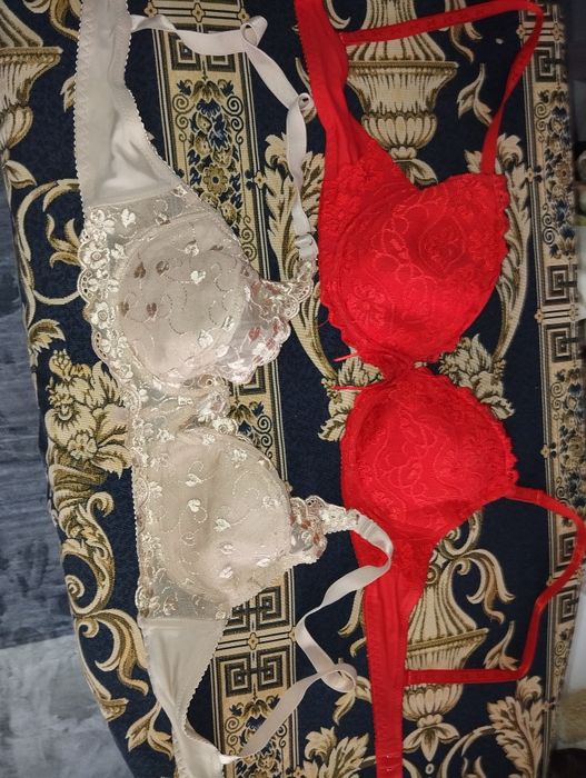 Лот бюстгальтеров р.85 С