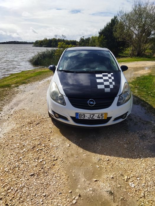Opel corsa black edition