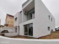 OFERTA ESCRITURA | Moradia T3 Geminada | piscina | Fernão Ferro