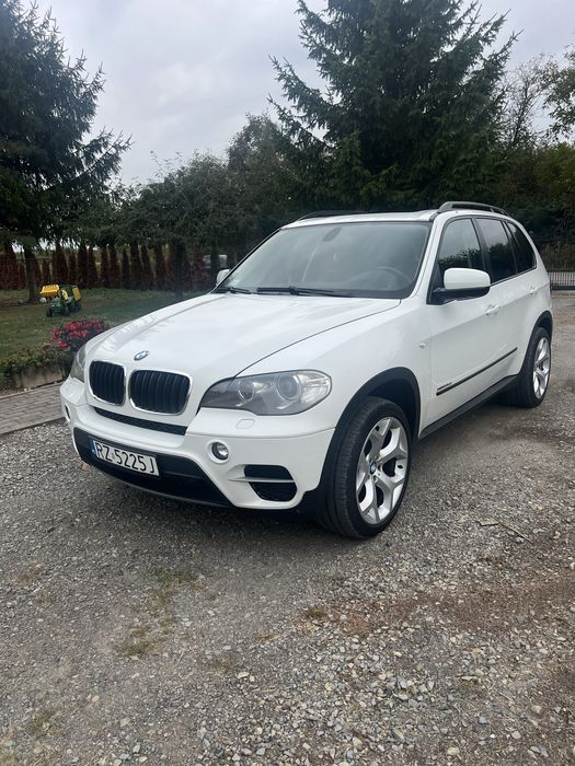 Bmw X5 e70 M57 bi turbo 286km panorama kamery 360 hifi keyless