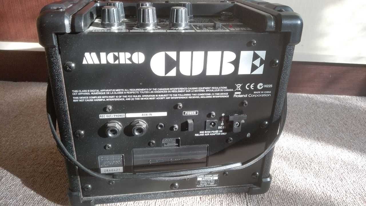 Roland Micro Cube Гитарный усилитель