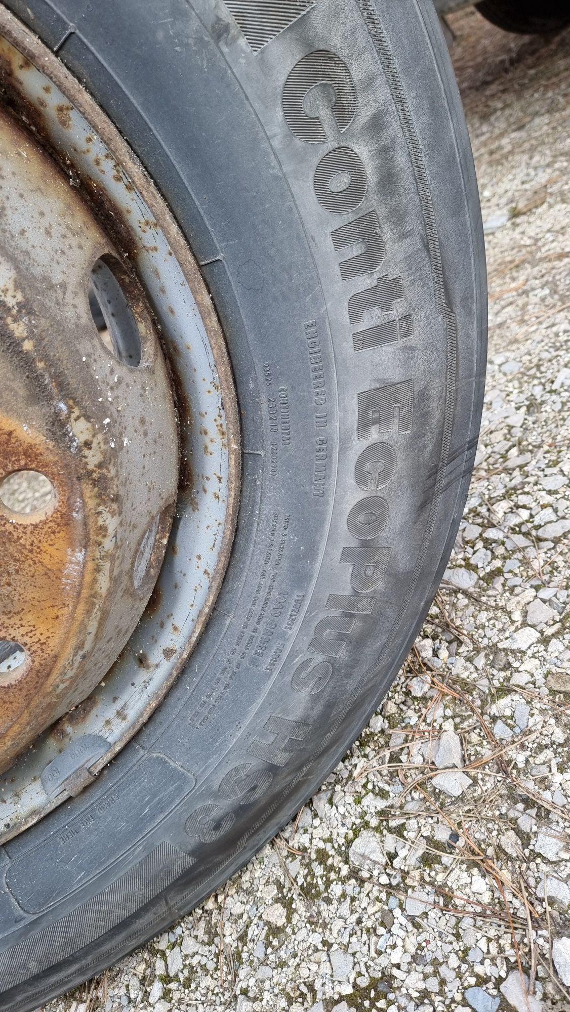 315/70R22.5 - Opona prowadząca * przód * Continental * Felga stalowa *