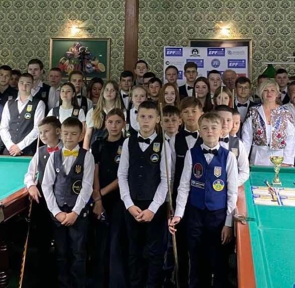 Тренер по бильярду индивидуально и групповые  детские