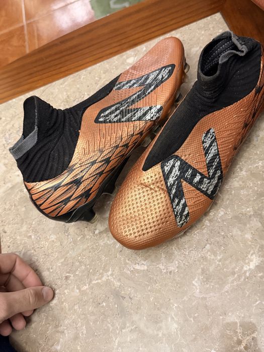 Chuteira new balance profissionais