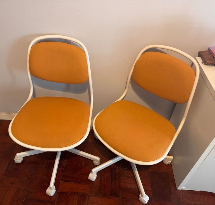 Vendo 2 Cadeiras de Escritório Amarelas IKEA