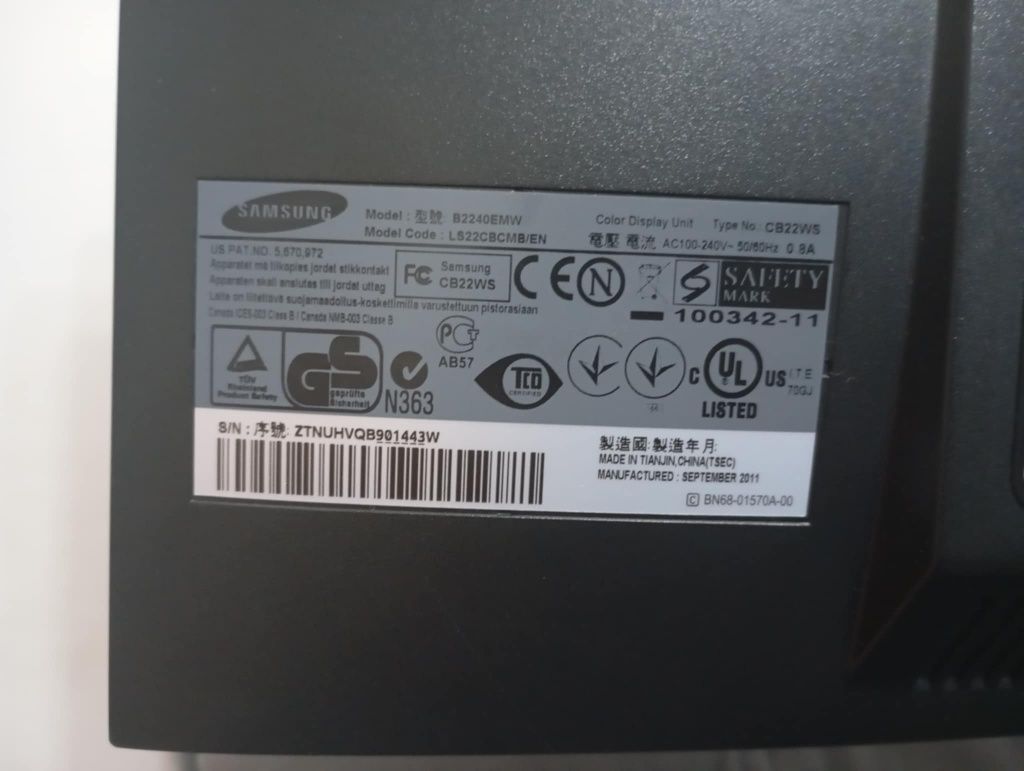 Monitor Samsung SyncMaster S22C450DW DisplayPort klasa A (bardzo dobry