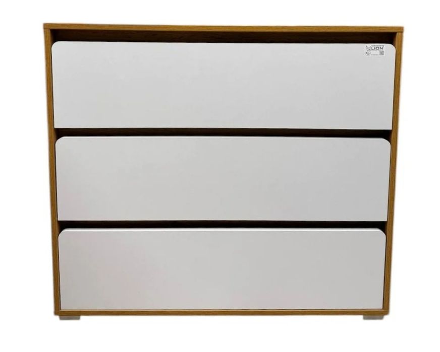 Комод компактний і зручний