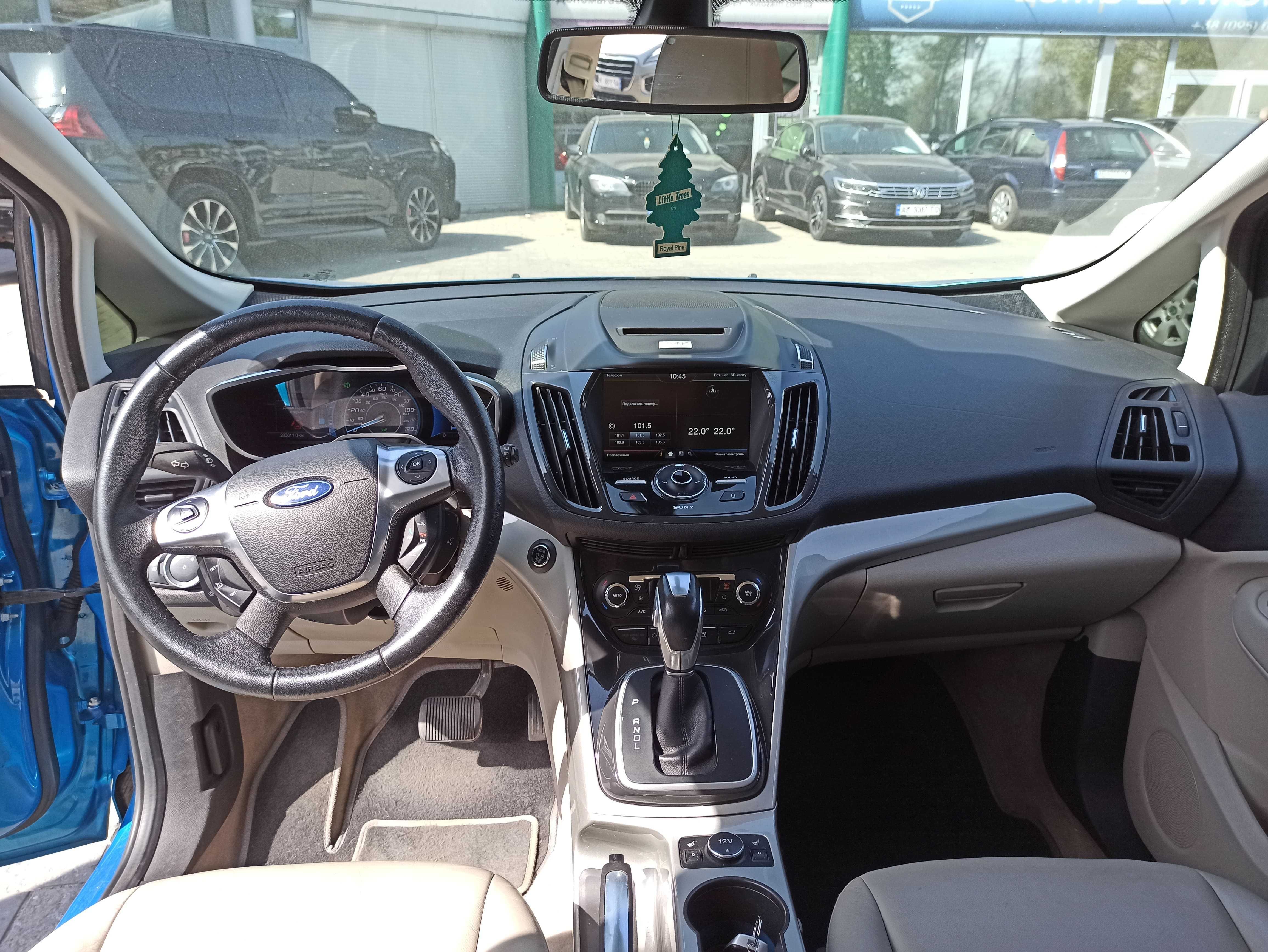 Ford C-Max SEL Hybrid Energy Plugin 2015 року