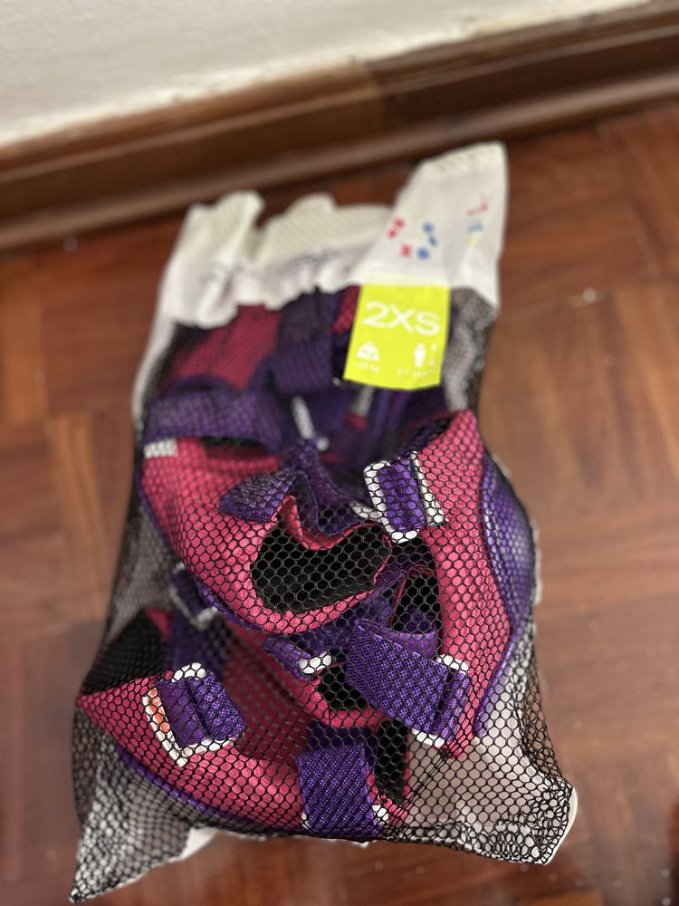 Capacete Infantil + Kit Proteções (Rosa) — Excelente Estado