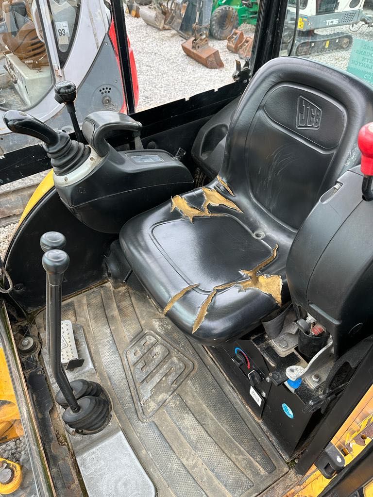 Mini koparka JCB 8025 ZTS z 2012r. VIO 3 łyżki ładna 2700kg zestaw