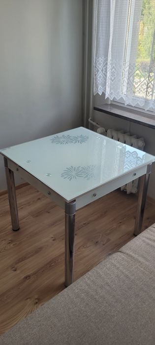 Stół szklany rozkładany 80x80 po rozłożeniu 134×80