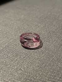 Zara różowy pierścionek