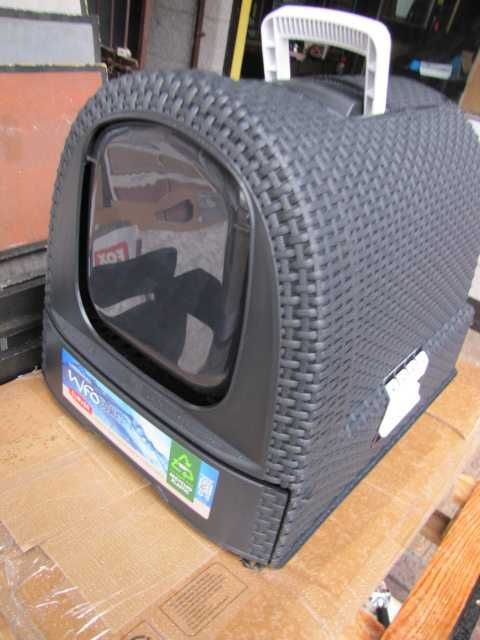 Kuweta dla kota CURVER zamykana z klapką wygląd rattanu