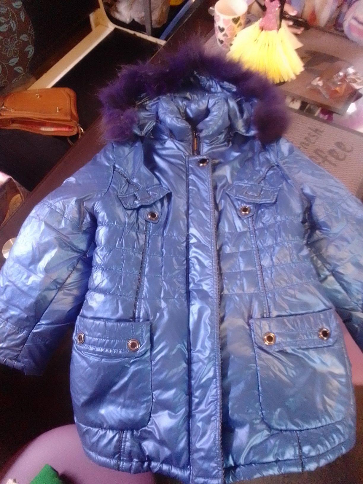 Детская зимняя курточка