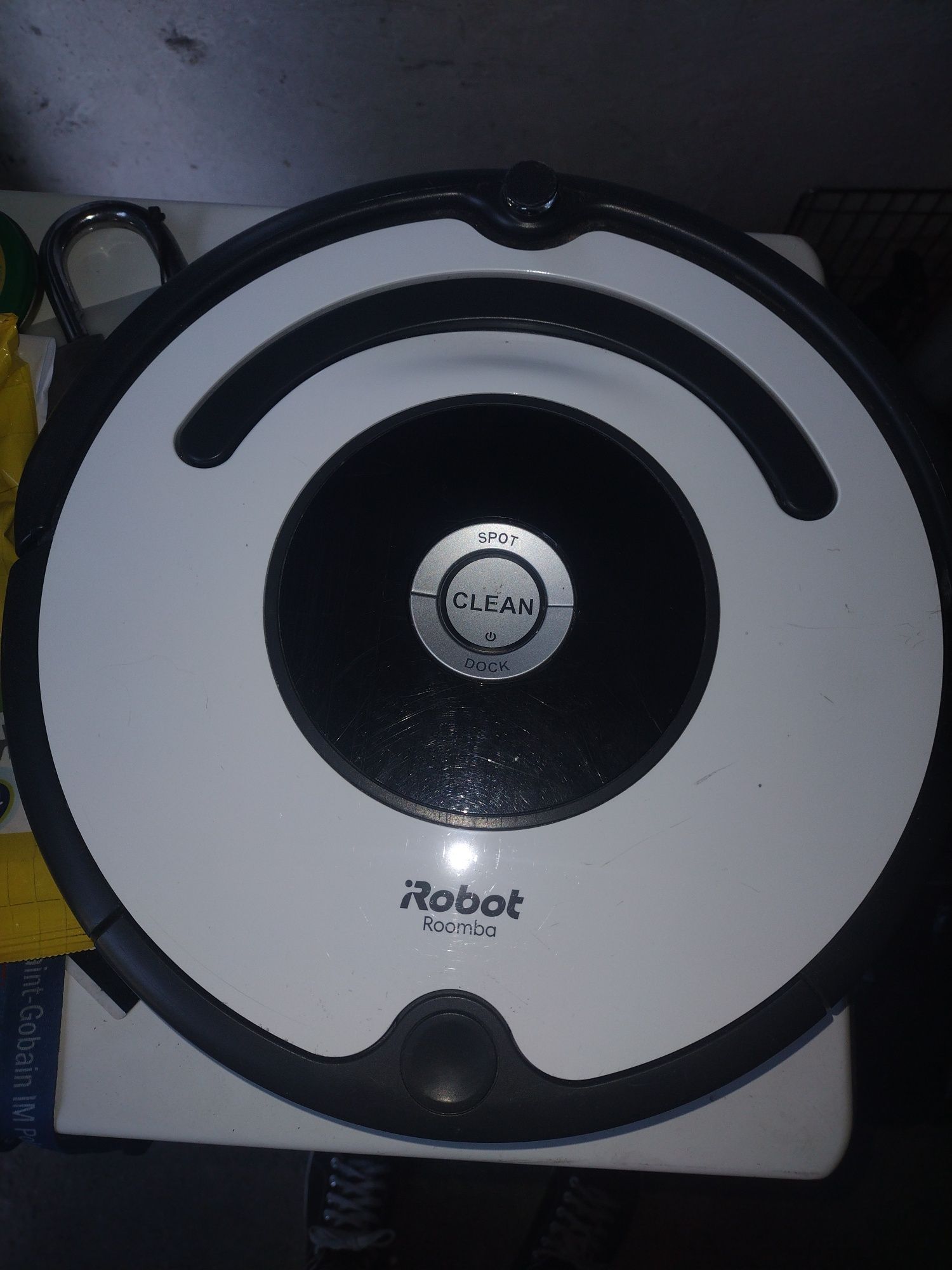 I robot Roomba uszkodzony