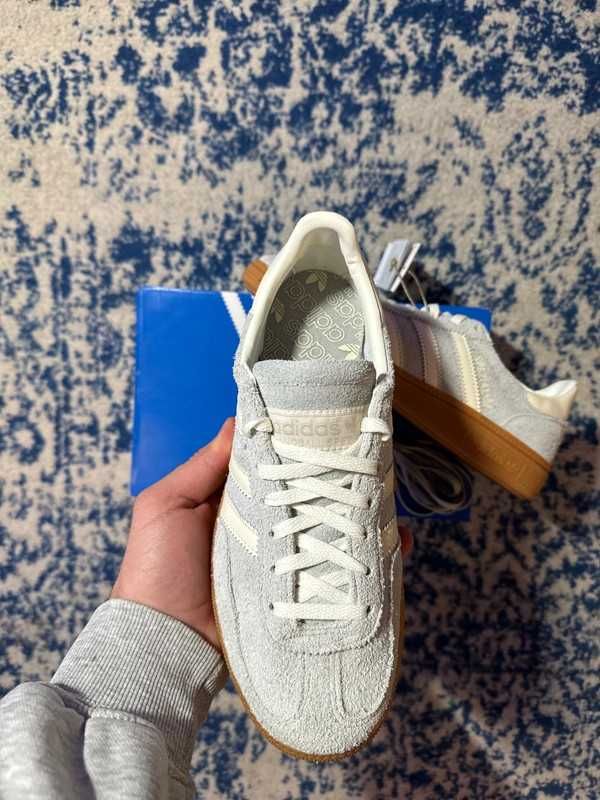 Adidas Handball Spezial woman beige.37.5