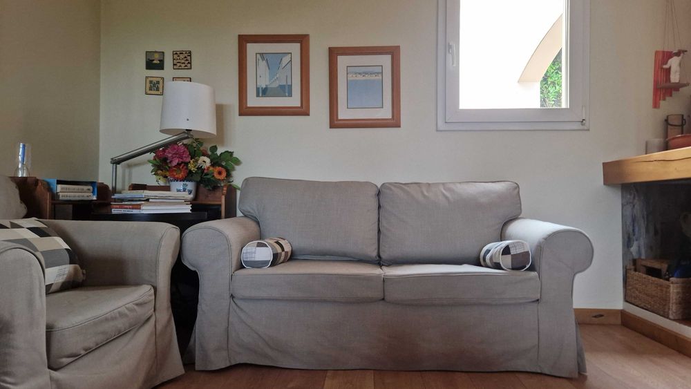 Sofá Ektorp Ikea 2 lugares (ótimo estado)