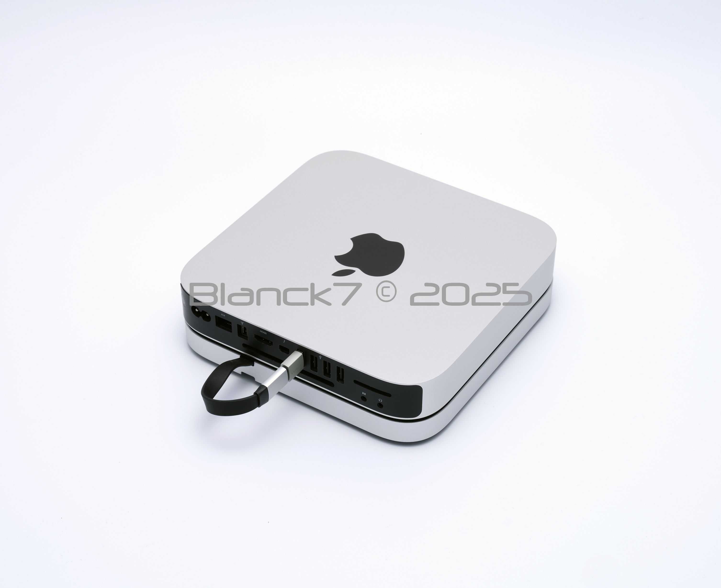 Mac Mini A1347 i7 16Gb RAM 1,5Tb dysk SSD + HDD Windows 8.1  Pro
