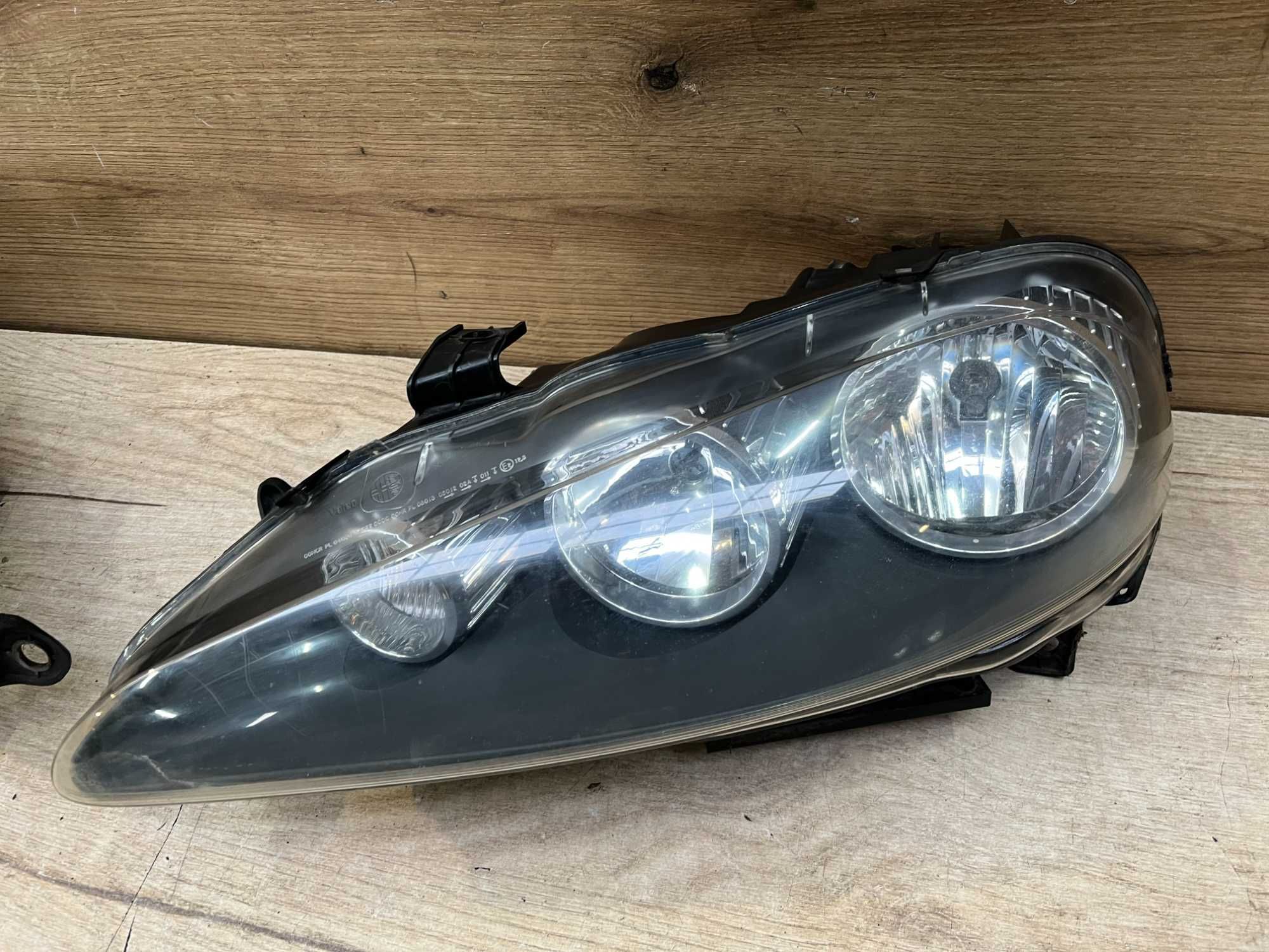 Lampa przednia Alfa Romeo 147 Lift
