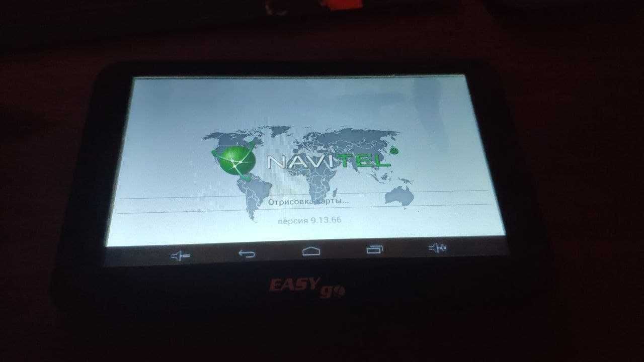 Продам GPS навигатор EasyGo A505